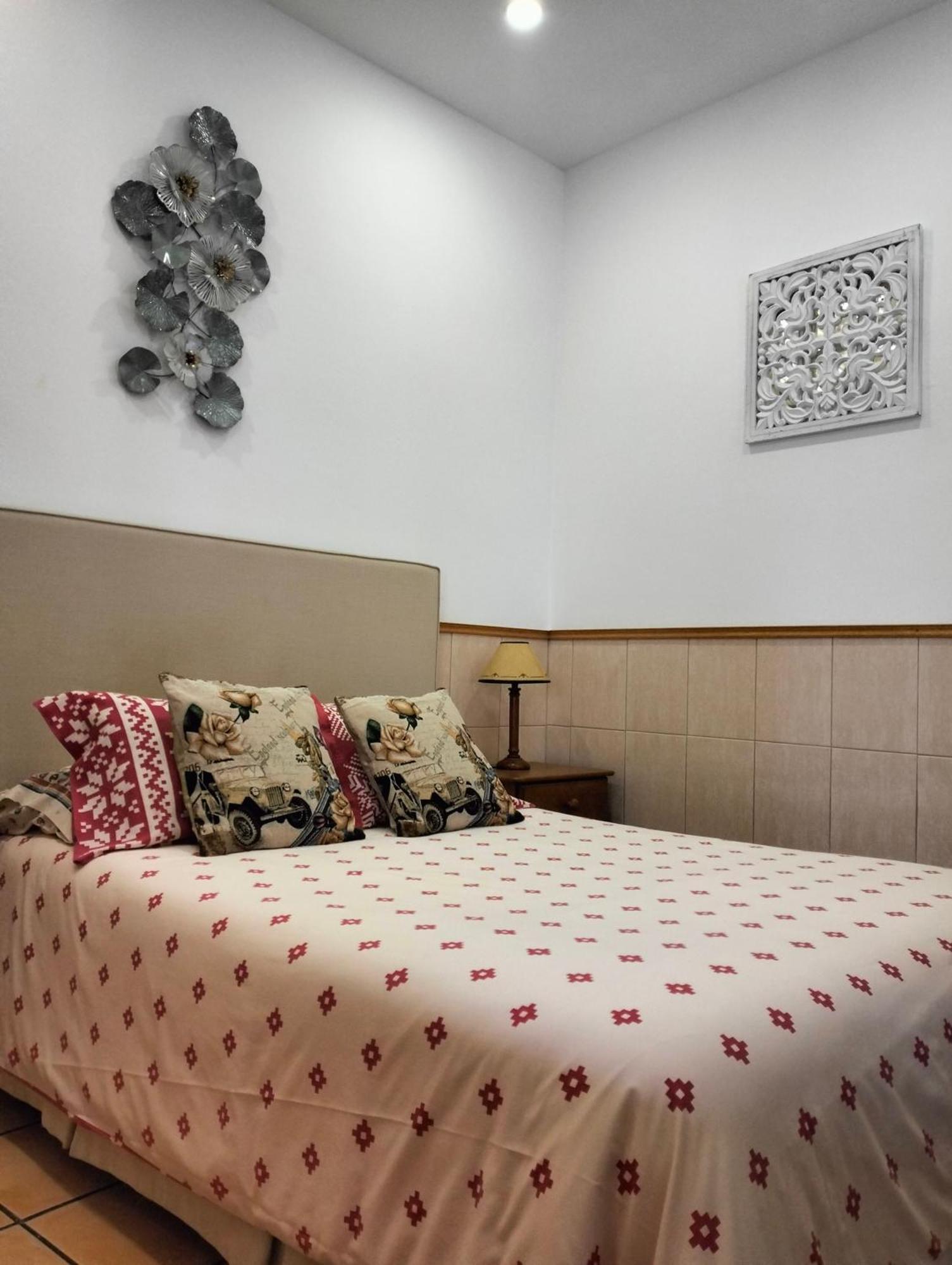Nice Studio, Large Terrace & Beautiful Pool Lagos Extérieur photo